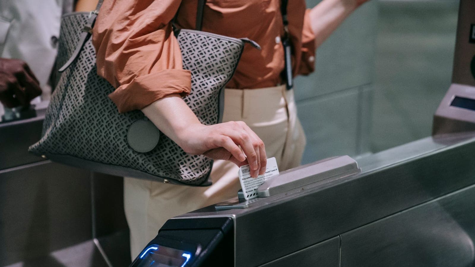 Brasil: cola virtual y devolución íntegra ya obligan; el resto del decreto de entradas, en 20 días