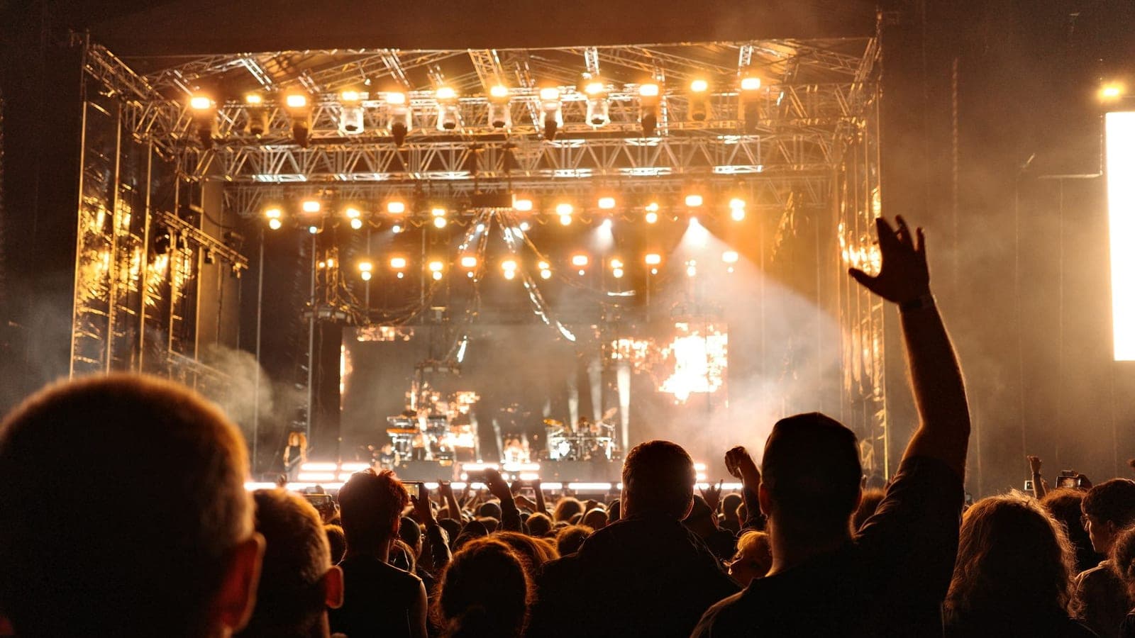 Seguridad en festivales: qué obliga la ley española al promotor cuando ocurre un incidente grave